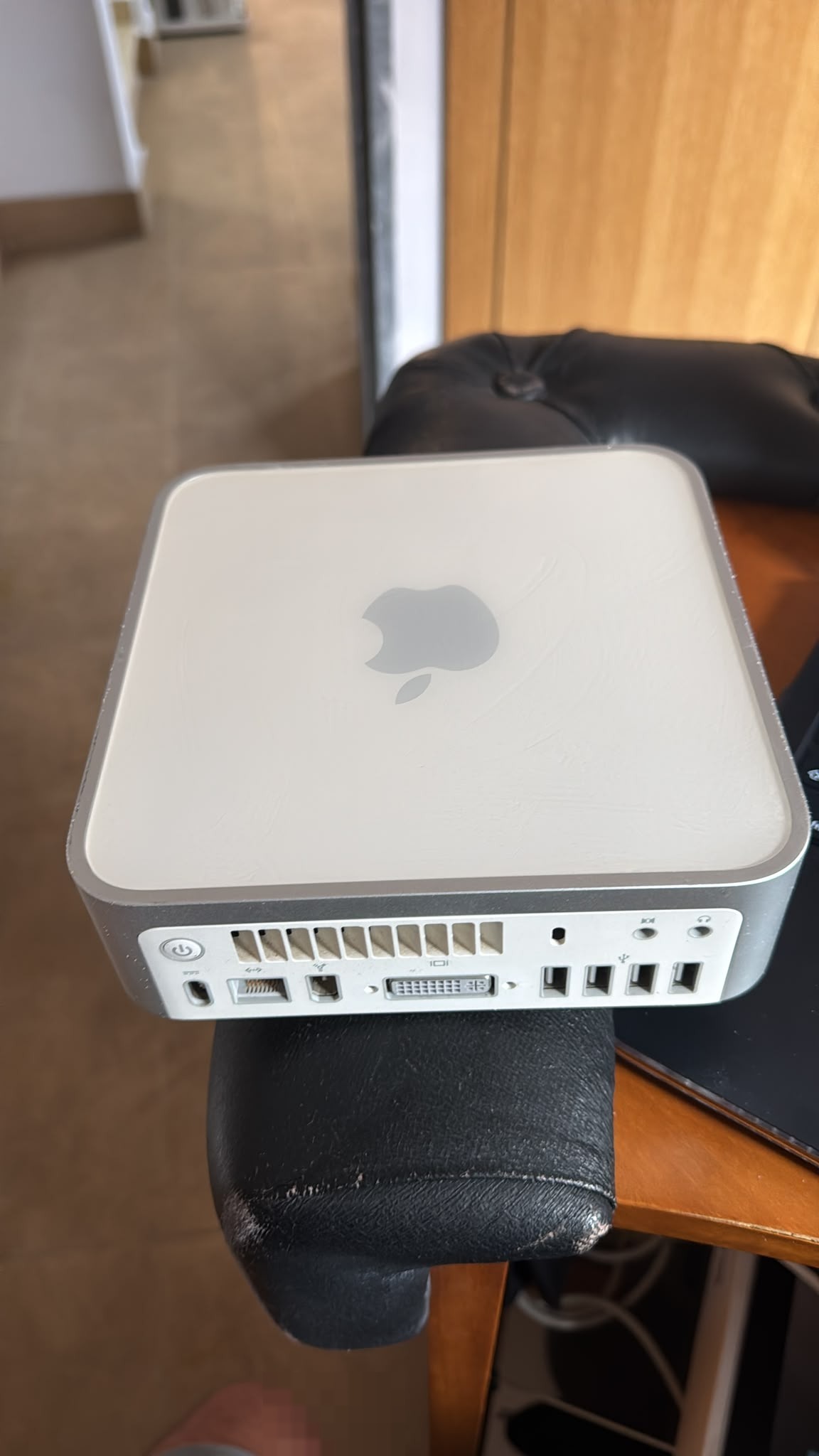 Kompaktcomputer der Sammlung, Anschlussansicht