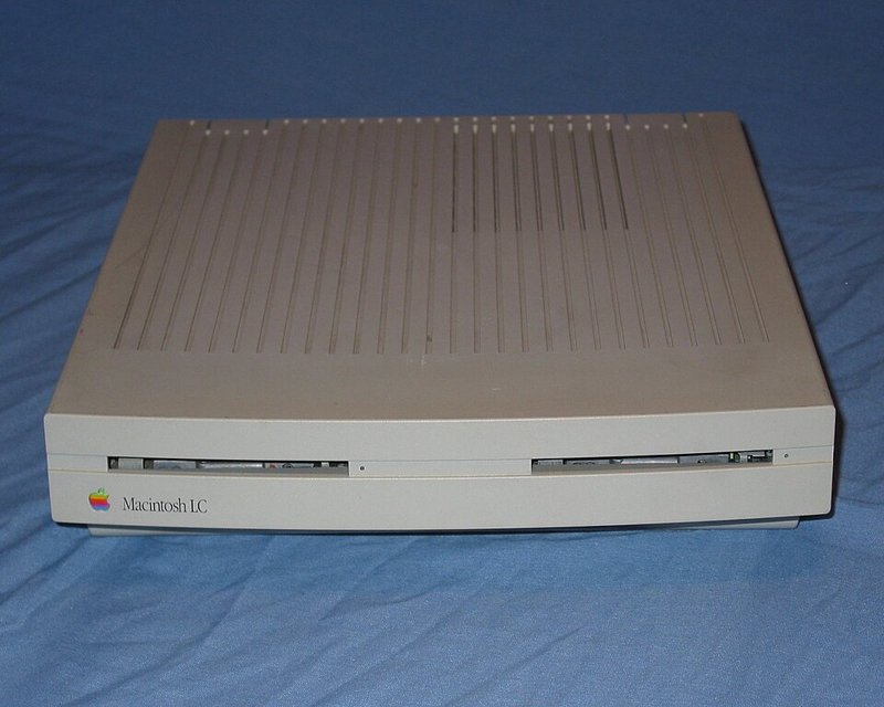 Macintosh LC